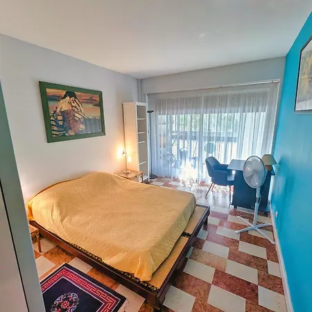 Ideal Plein Centre - 65m2- Piscine Et Garage דירה