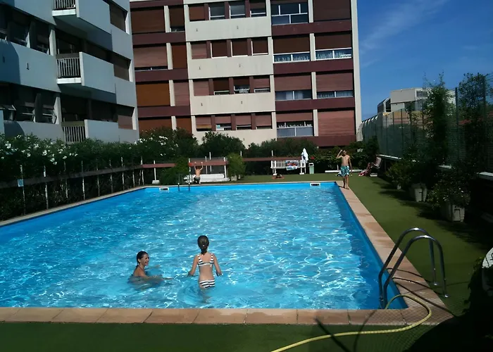 Appartamento Ideal Plein Centre - 65m2- Piscine Et Garage