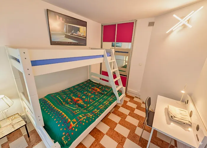 Appartement Ideal Plein Centre - 65m2- Piscine Et Garage *